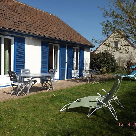 Bed and Breakfast Au Chti Normand Эрманвиль-сюр-Мер Экстерьер фото