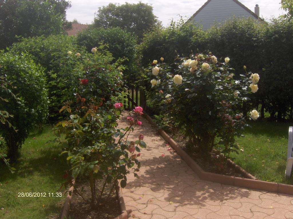 Bed and Breakfast Au Chti Normand Эрманвиль-сюр-Мер Экстерьер фото